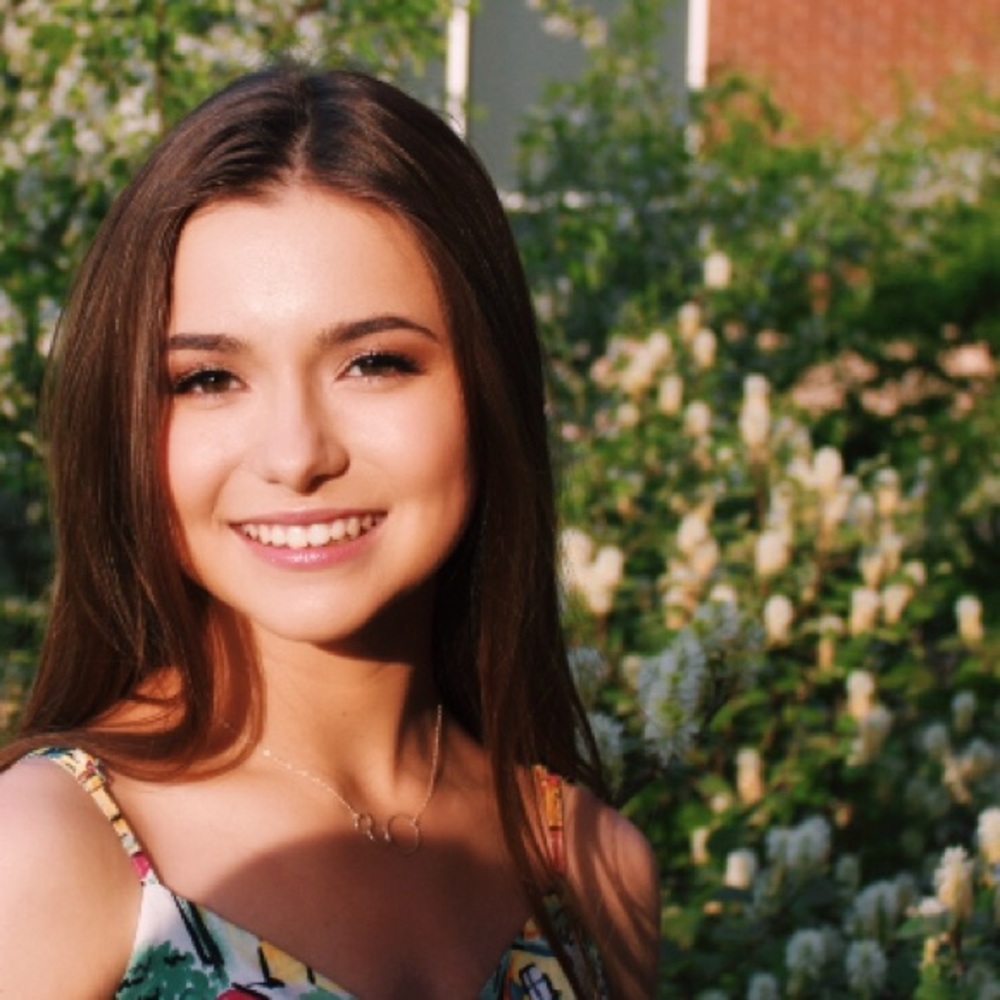 Meet your Posher, Juliet